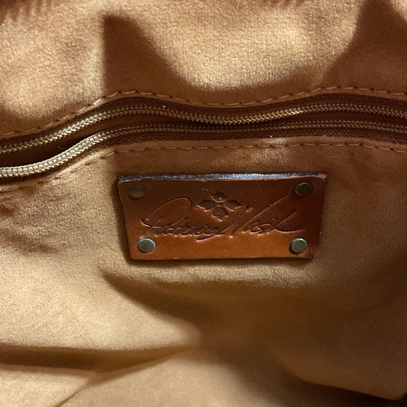 Patricia Nash  Elegant Poppy Shoulder Bag with Matching wallet - Picture 7 of 15